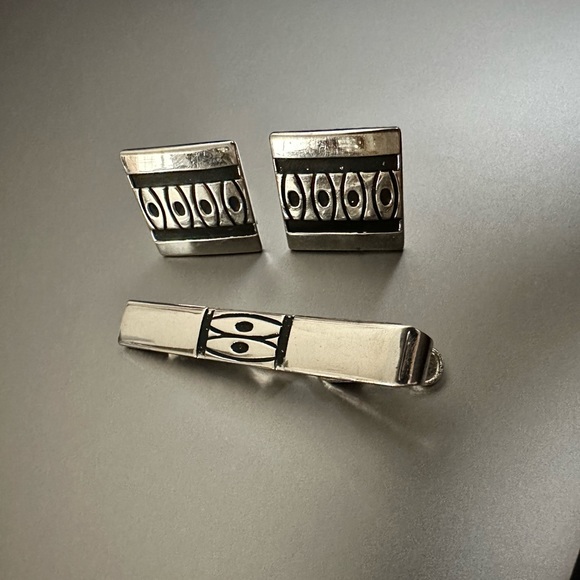 Cuff links and tie clip in silver Native American design. 3 piece vintage set - Picture 2 of 15